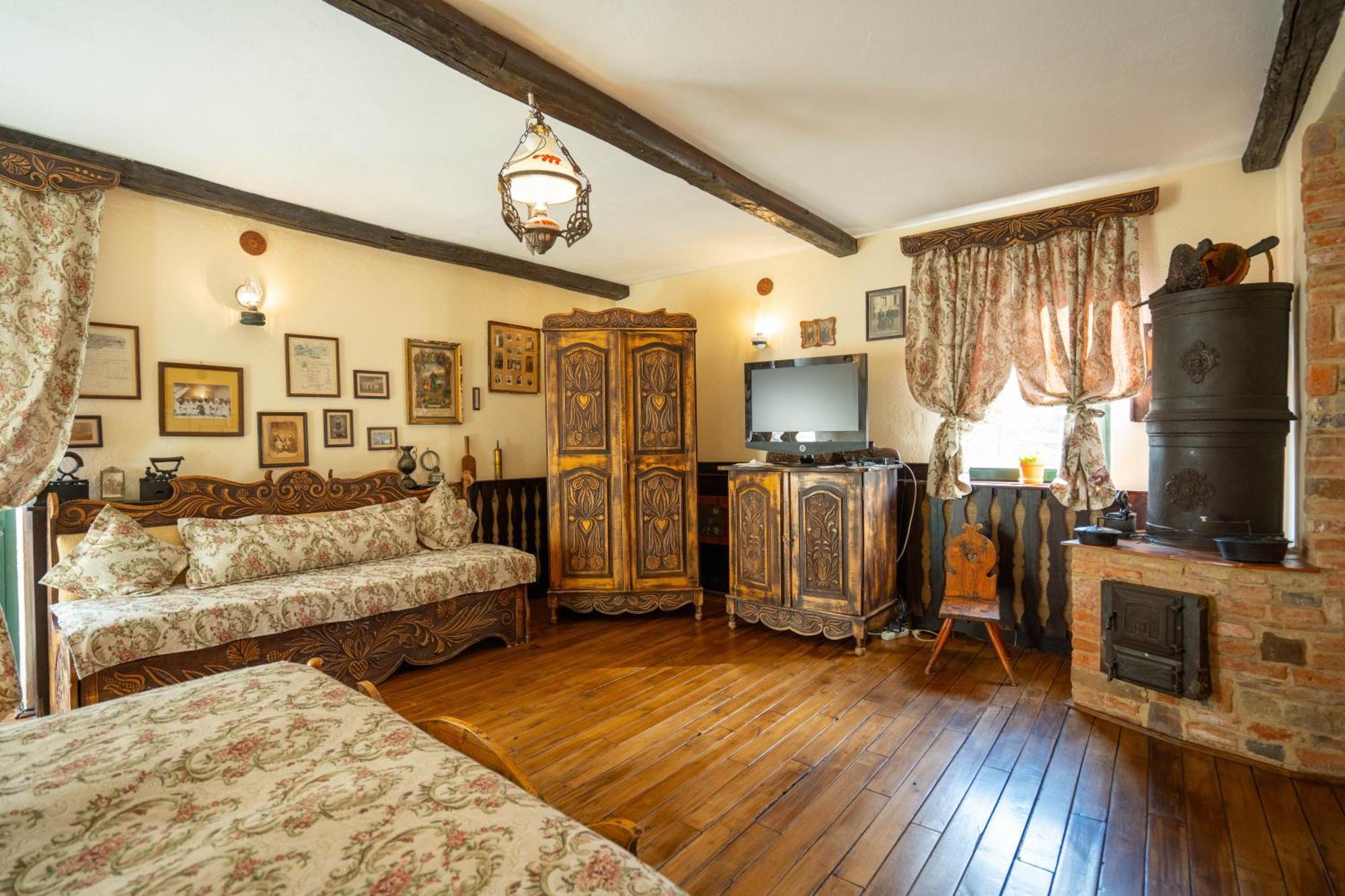 Fortuna Eco - Boutique Hotel 바일레 투슈나드 외부 사진