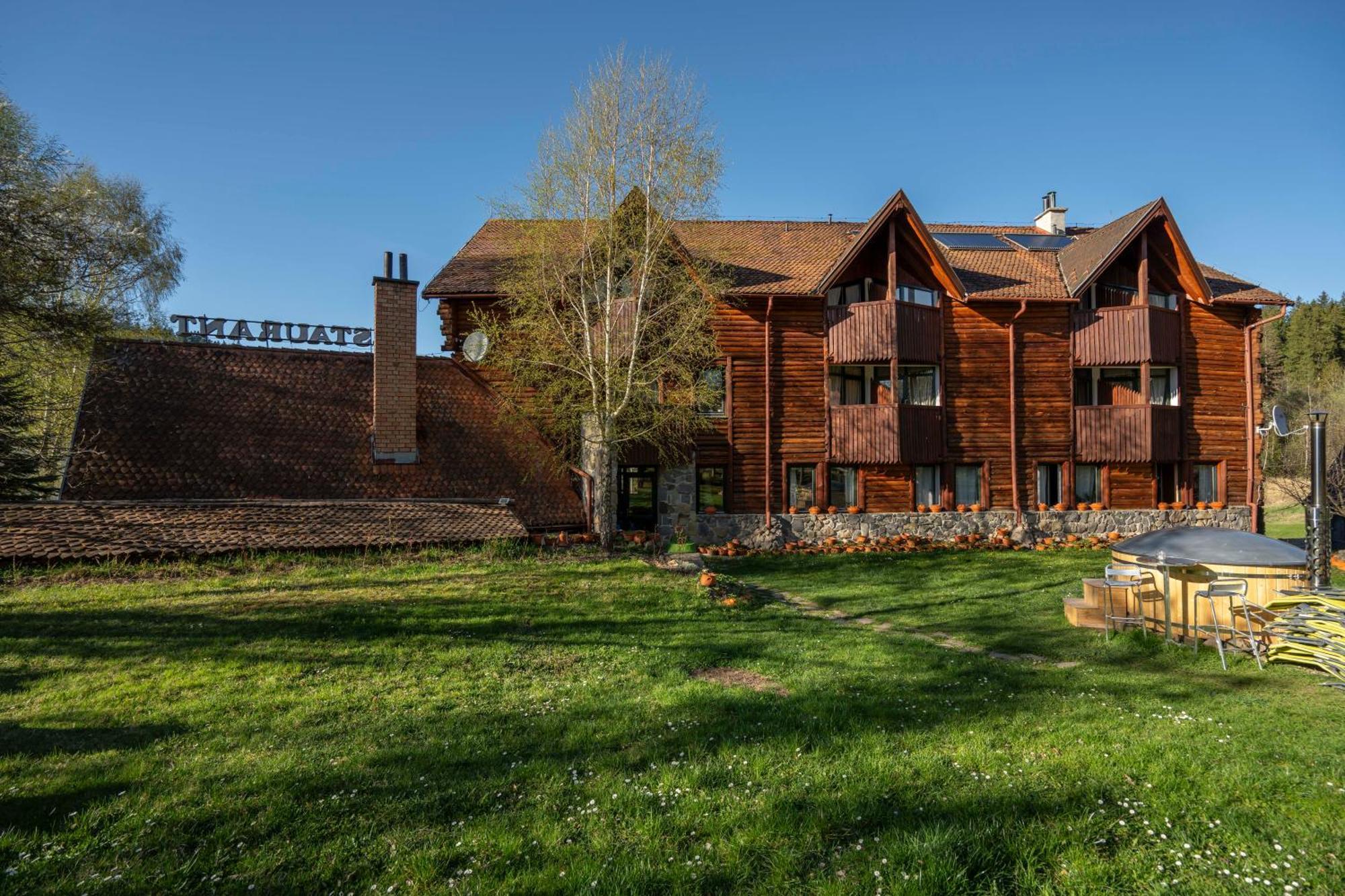 Fortuna Eco - Boutique Hotel 바일레 투슈나드 외부 사진