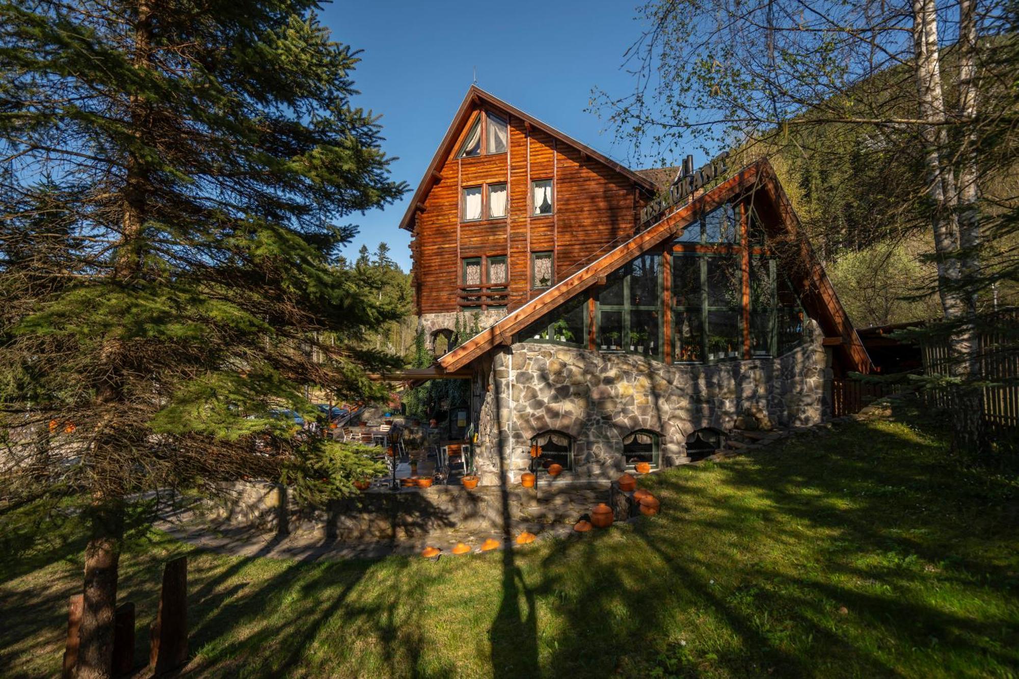 Fortuna Eco - Boutique Hotel 바일레 투슈나드 외부 사진